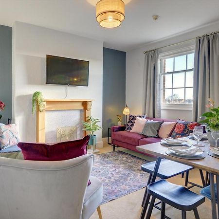 Regency Nest By Spa Town Property - Stylish 3 Bedroom Apartment On 2 Floors, Central Leamington Spa Dış mekan fotoğraf