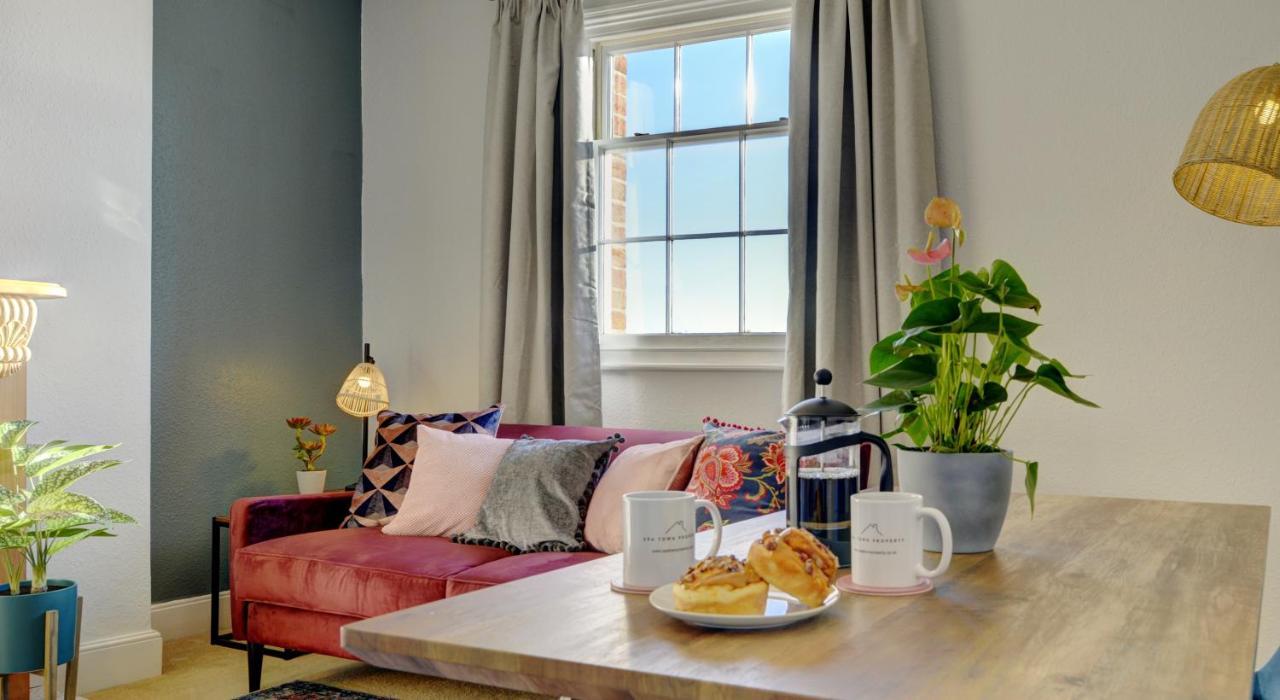 Regency Nest By Spa Town Property - Stylish 3 Bedroom Apartment On 2 Floors, Central Leamington Spa Dış mekan fotoğraf